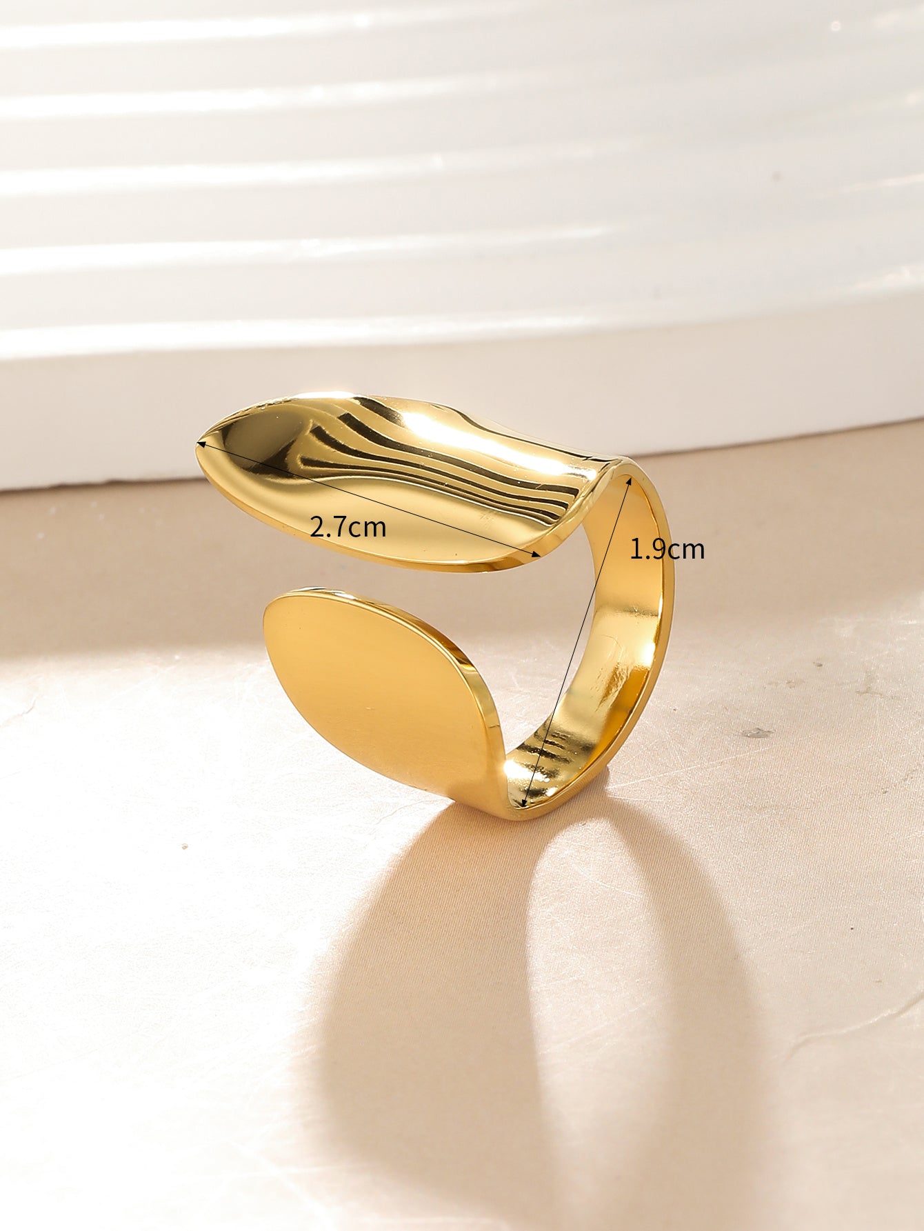Bague Élégance Asymétrique