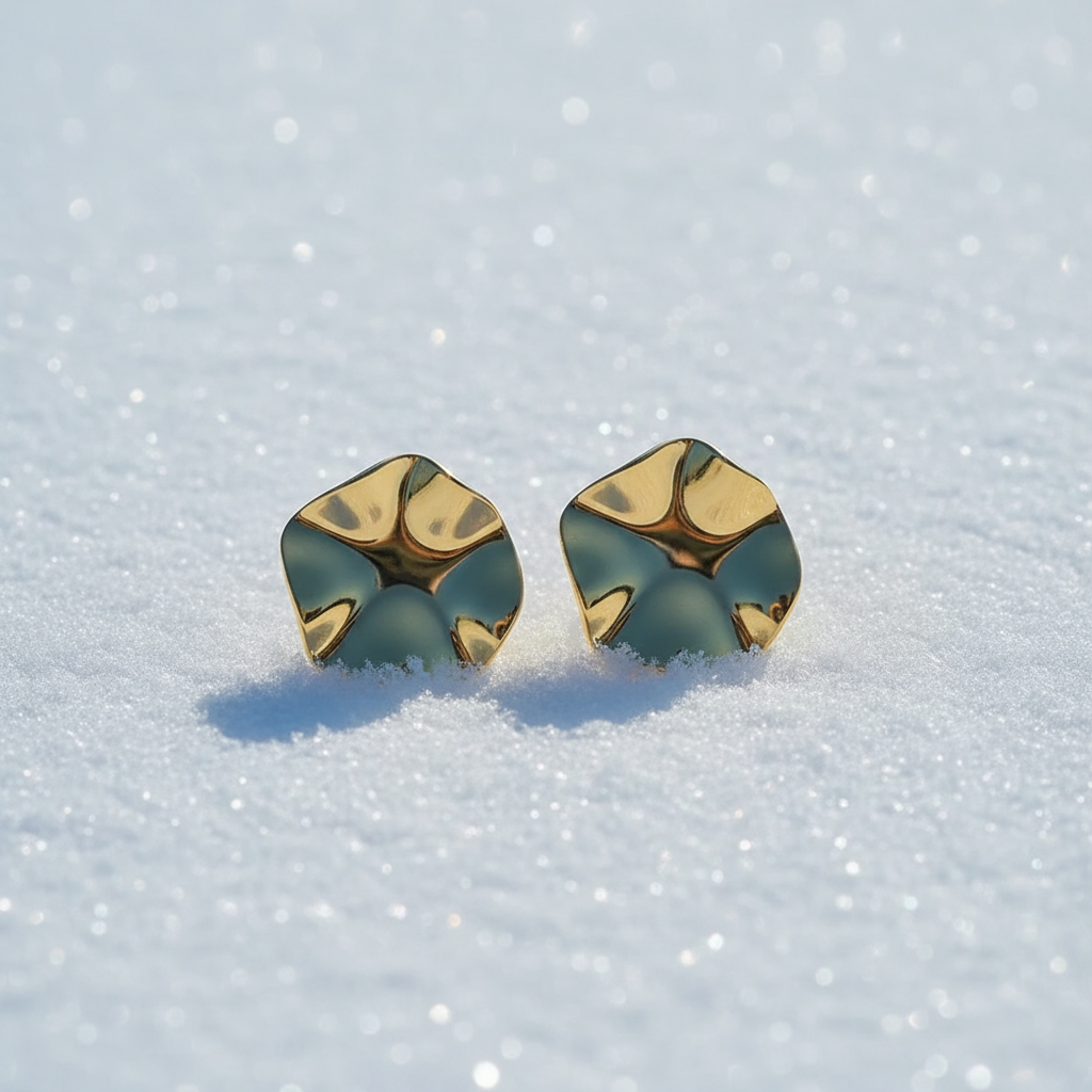 Boucles d'Oreilles Pétale Doré sur neige